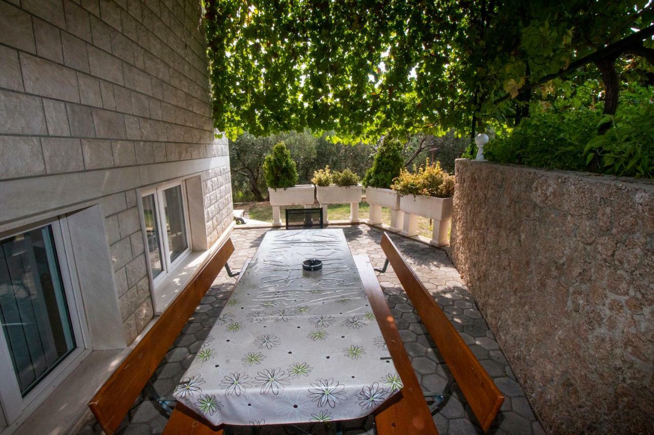 Apartmani Vrljicak Omiš Екстериор снимка