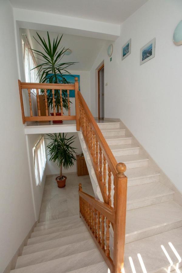 Apartmani Vrljicak Omiš Екстериор снимка