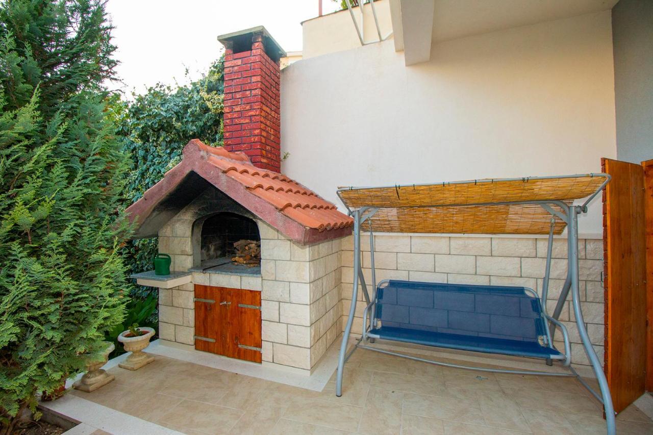 Apartmani Vrljicak Omiš Екстериор снимка